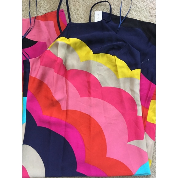 ❌❌SOLD❌❌ NWT Trina Turk Vina Rainbow Halter Dress - Picture 3 of 8